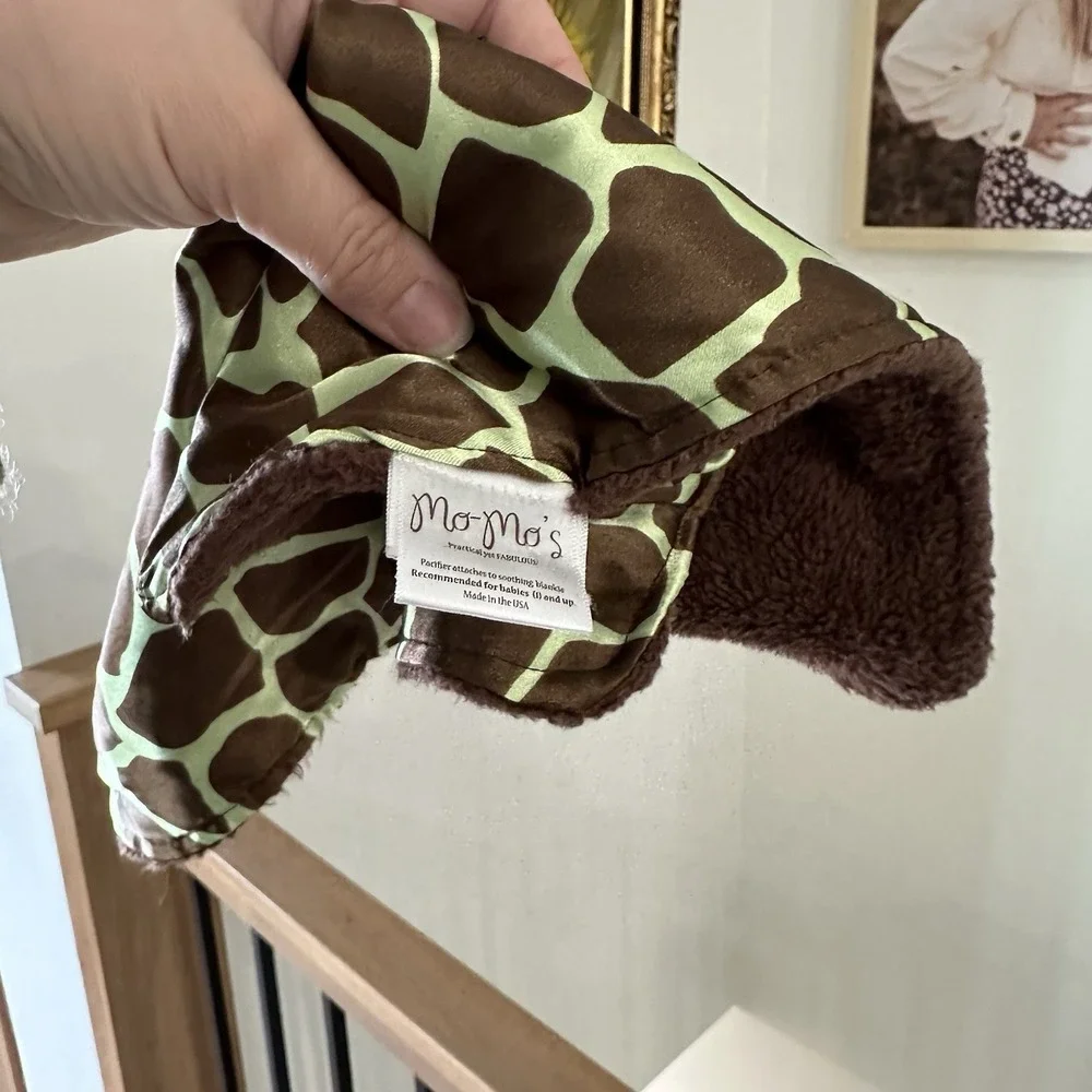 MO MO'S WOOBIE Brown Green Giraffe Lovey‎ Pacifier Satin Baby Security Blanket